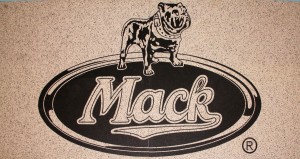 Mack 